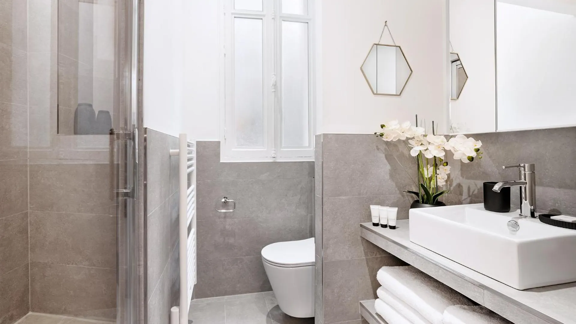 Livinparis - Luxury A/c 4 Bedrooms Auteuil Eiffel Tower