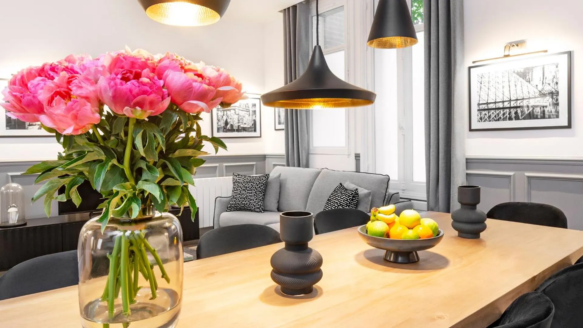 Livinparis - Luxury A/c 4 Bedrooms Auteuil Eiffel Tower Apartment